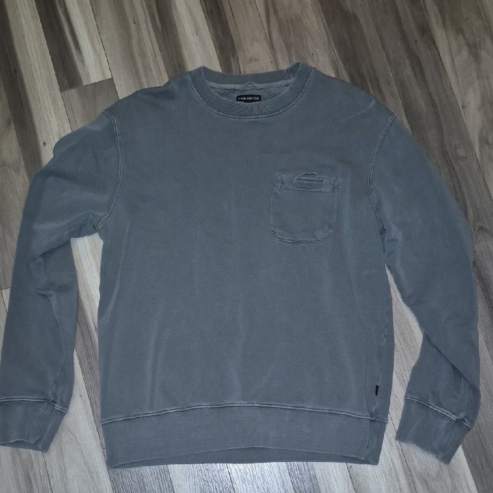 Men’s Frank And Oak Crewneck Sweatshirt..size M